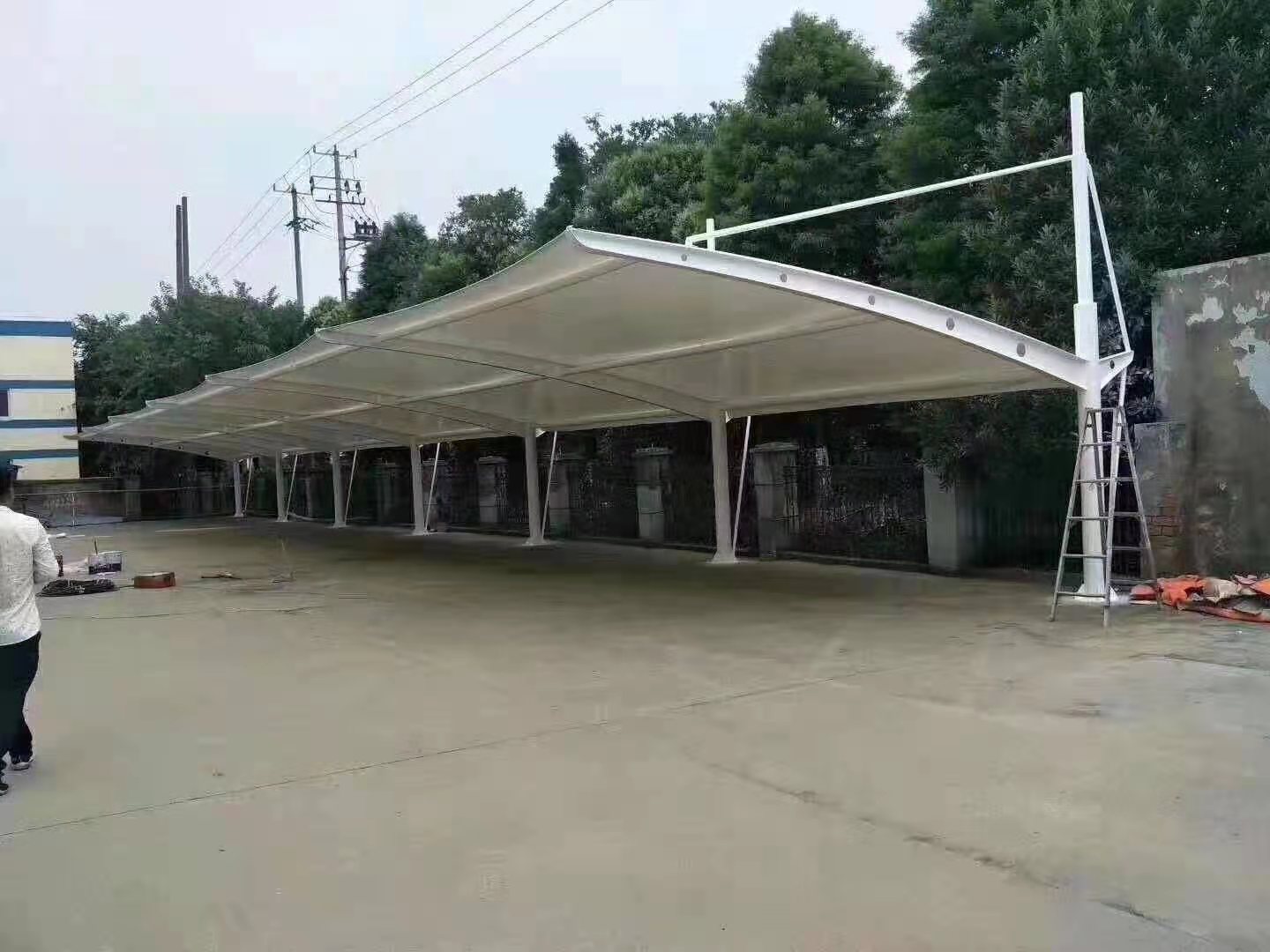 膜結(jié)構(gòu)自行車棚